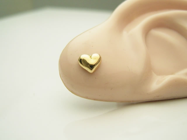 ラブクラフト 【18金製の ハートピアス 1個】 18金製のキャッチ付属 18金 イエローゴールド K18 ハート..