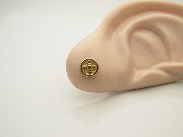 ラブクラフト 【18金製の メディスンホイールピアス 1個】 18金製のキャッチ付属 18金 イエローゴール..