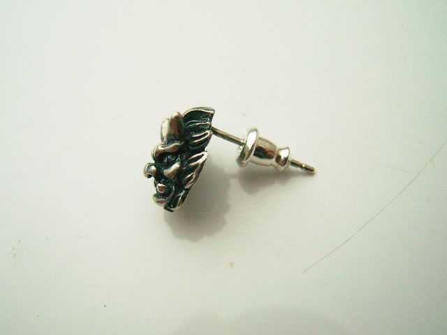 鬼ピアス（1個）ベルキャッチ付属【シルバーアクセサリー】