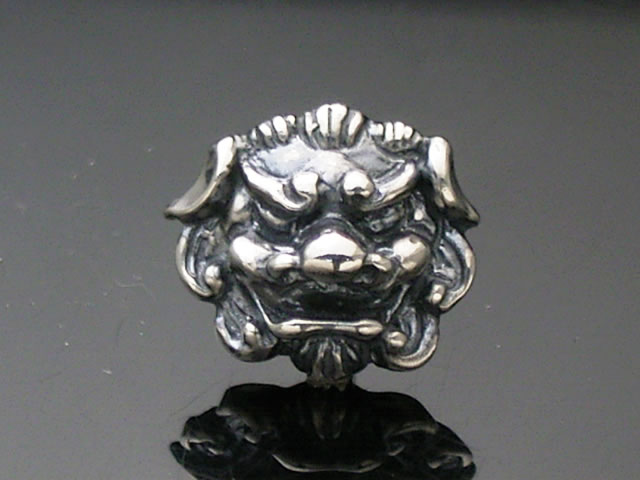 【シルバーアクセサリー】唐獅子ピアス（1個）