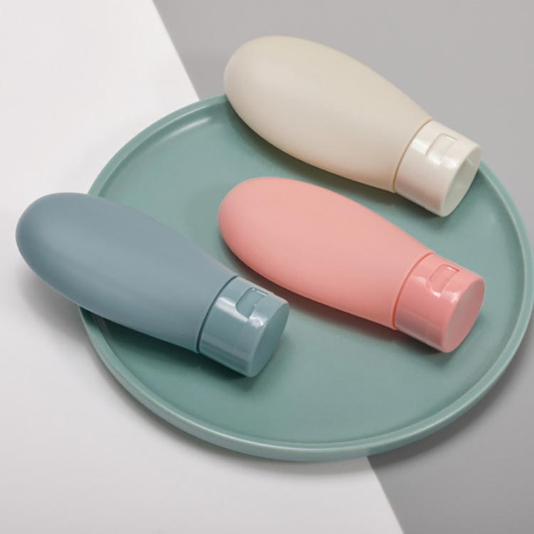 3個セット トラベルボトル 60ml クリアポケット付き 漏れ防止 小分け容器 詰め替え容器 シャンプーボトル 携帯便利 小分けボトル 携帯用容器 旅行用品 旅行用 容器 loveisblind-10003184 Love・Is・blind 楽天市場店 サンプル画像2
