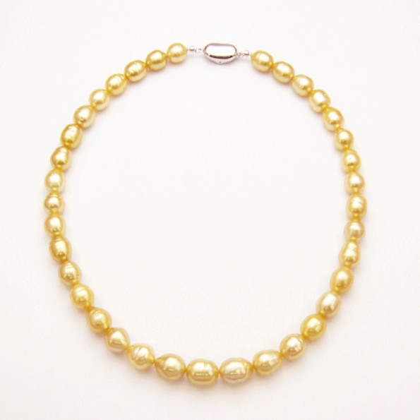 [送料無料]南洋パールネックレス 9〜10.9mm 44cm【鑑別書付】