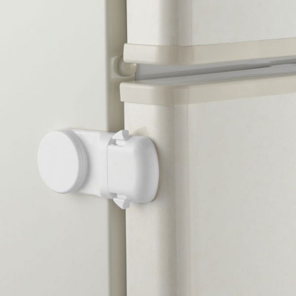 リッチェル ベビーガード 冷蔵庫引き出しロックR Richell 在庫有時あす楽 A倉庫のサムネイル