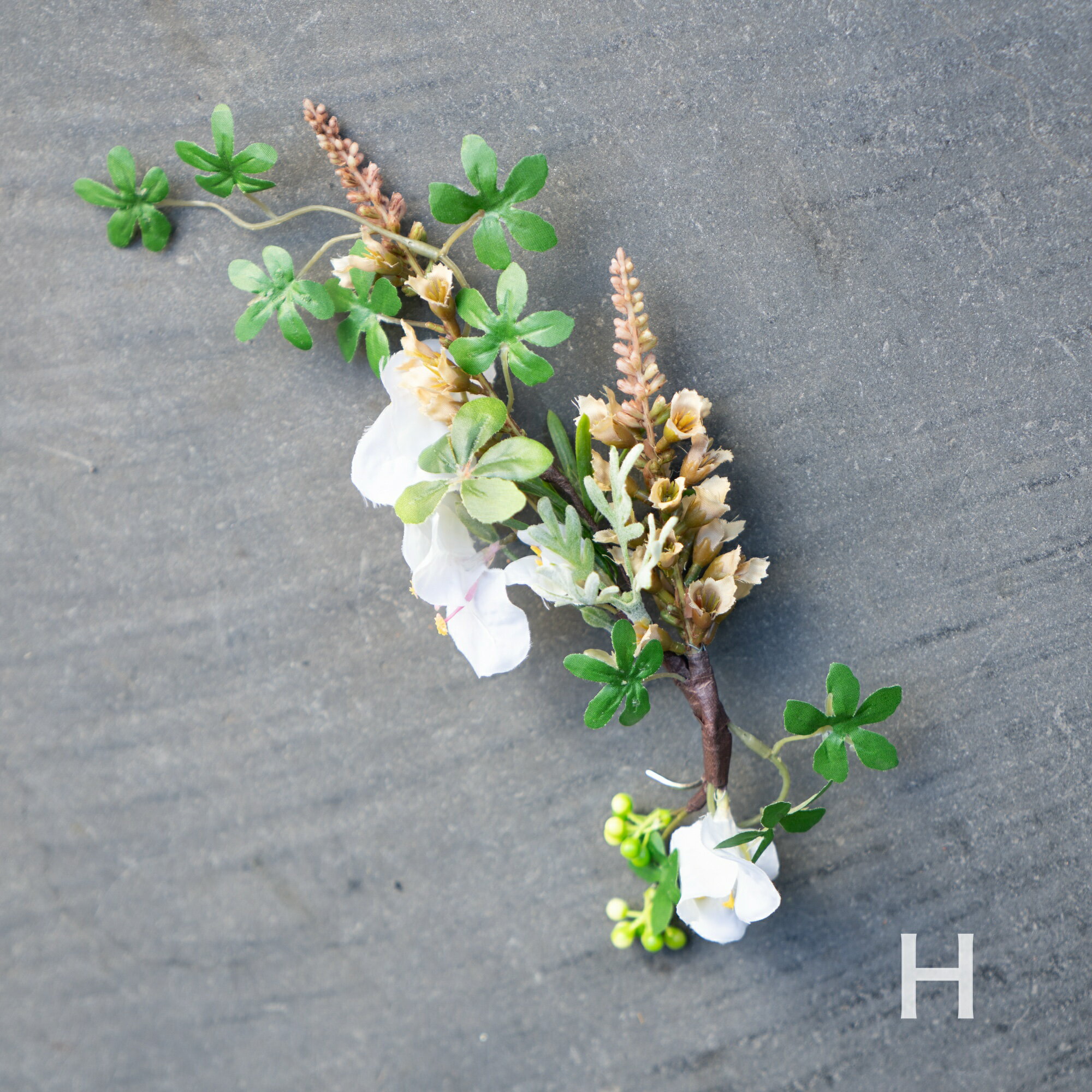 アーティフィシャルフラワーイヤーフック <Natural>-H 造花 アーティフィシャルフラワー アクセサリー ウェディング 前撮り 成人式 発表会 プレゼント...