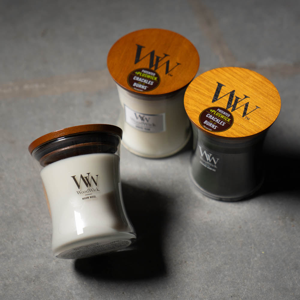 乐天商城 - WoodWickジャーM《ウォームウール/ホワイトチーク/イブニングバンファイア》　キャンドル woodwick フレグランスキャンドル プレゼント ギフト おしゃれ 暖炉 リラックス 母の日 父の日 誕生日 インテリア