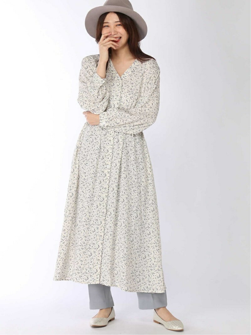 楽天市場 Sale 68 Off Vネックワンピース Ls Lowrys Farm ローリーズファーム ワンピース シャツワンピース ホワイト ブラック グリーン Rba E Rakuten Fashion Lowrys Farm ローリーズファーム