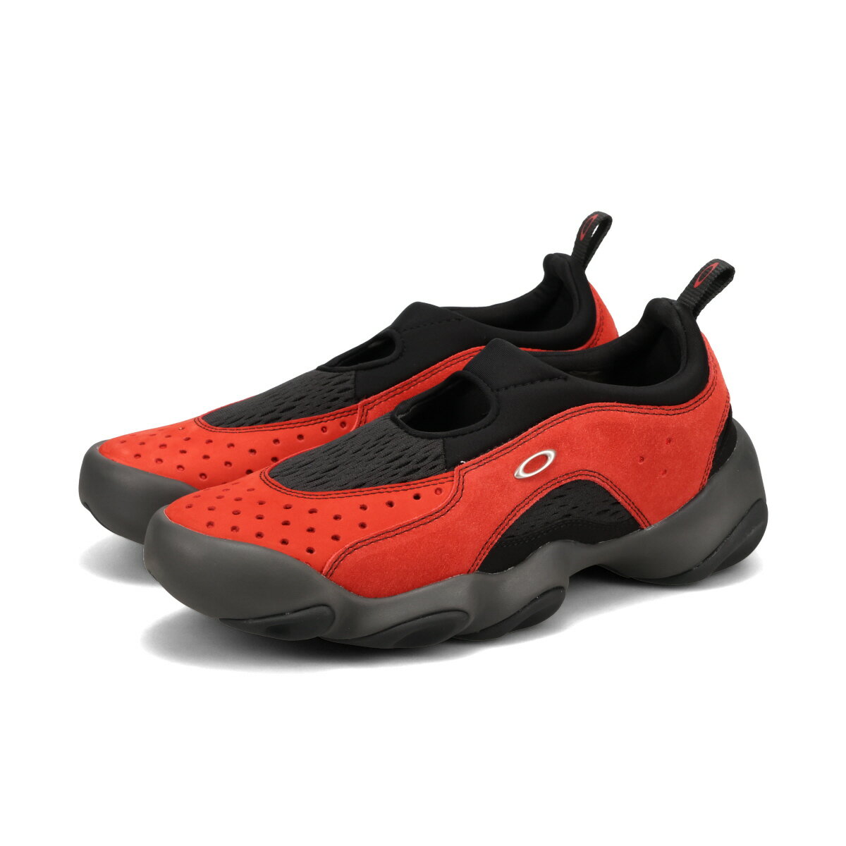 楽天LOWTEX ビッグ・スモール店【お買い物マラソンSALE】 OAKLEY FACTORY TEAM SUEDE FLESH SANDAL オークリー ファクトリー チーム スエード フレッシュ サンダル メンズ サンダル LAVA/BLACK レッド T02003861D124-LVB [1]
