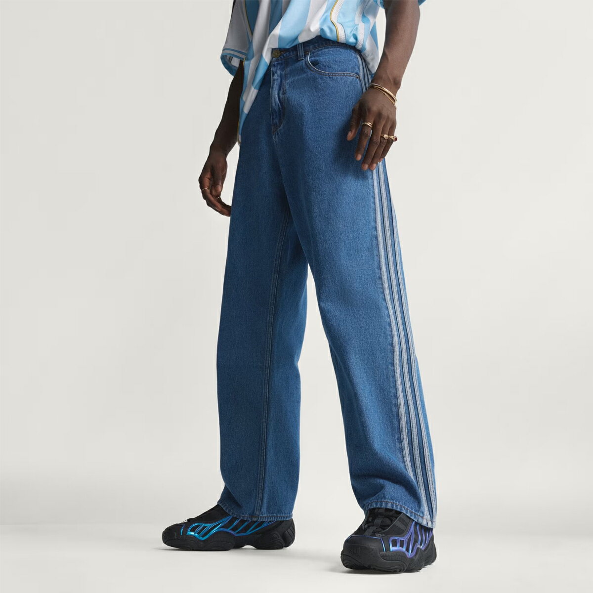 adidas FIREBIRD ADICOLOR DENIM PANTS アディダス ファイヤーバード アディカラー デニム パンツ メンズ レディース ボトムス MEDIUM VINTAGE DENIM ブルー KD1499(4.0)