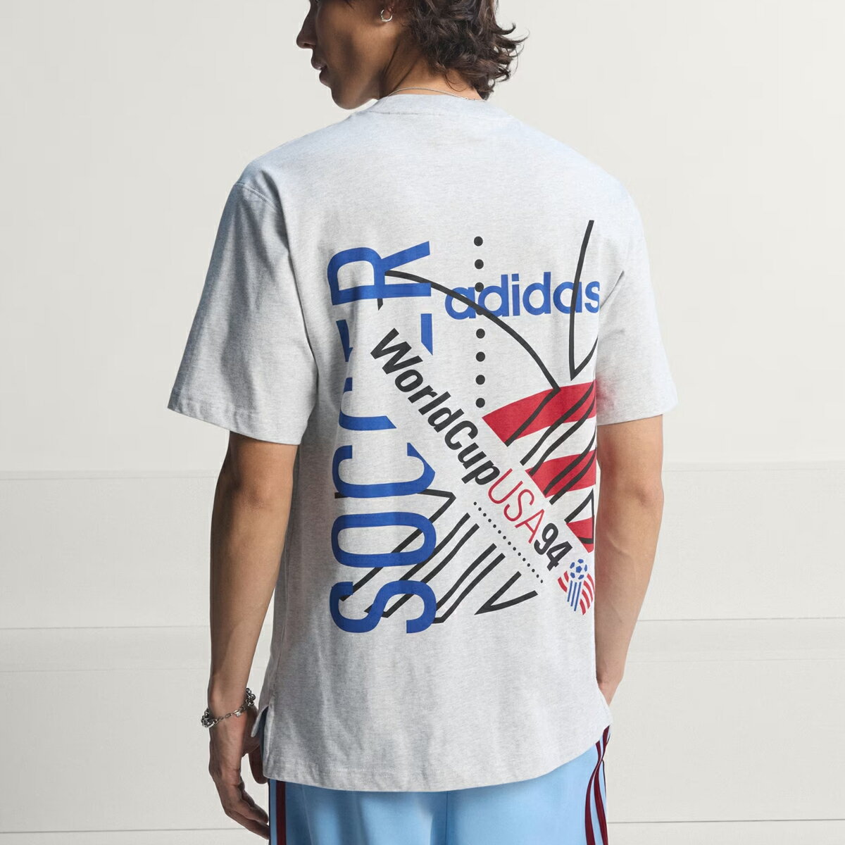 adidas GRAPHIC TEE アディダス グラフィック Tシャツ メンズ レディース 半袖Tシャツ LIGHT GREY HEATHER グレー KC5425