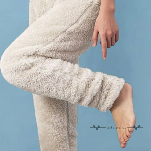 極暖 ルームパンツ 履く毛布 足すっぽり 冷え対策 ボトム ルームウエア あったかグッズ 足が出せる 足すっぽり 足が出せるロングカバー 足元 靴下一体型 ルームパンツ 睡眠 冷え取り ボトム レッグウォーマー
