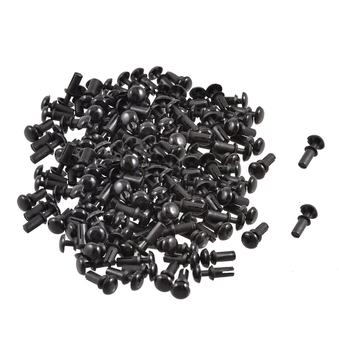 ・数量:200個 ・適合穴径:5.5mm ・素材:ナイロン ・カラー:ブラック