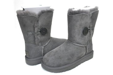 【アウトレット】【訳あり】【UGG】アグ ベイリーボタン 1016226 22cm グレー