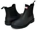 HUNTER WOMENS COMMAND CHELSEA BOOT BLACK wfs1018rma-blk ◆1856年創業のハンターは進歩的な英国老舗ブランドで、ブランドシンボルでもあるオリジナルブーツでその名を知られており、女王エリザベス2世およびエディンバラ公より王室御用達として指定されています。長い革新の歴史を持つ当ブランドは、過酷な自然環境からパイオニアたちを守るデザインを生み出し続けてきました。 そんな英国王室御用達の"HUNTER"の代表作である1956年に登場した"オリジナル レインブーツ"はデザイン性、機能性ともにすぐれ、世界中で愛されている名作モデル。ショート、トール、グロス、マット、スリムフィットなどシーンに合わせて選べる種類、メンズ・レディースをはじめ、キッズサイズまで幅広く展開し、老若男女様々な客層から支持を得ています。 天然のFSC認定ビーガンラバーから作られた100%防水のコマンドチェルシーブーツは、ハンターを象徴するオリジナルコレクションに新たに加わったニュースタイルの一足です。柔軟性のあるマチやハンターグリップなど、オリジナルのチェルシーブーツのディテールを相続しつつ、高さを15mm高く設計。このレディースコマンドチェルシーハイブリットスタイルには、アップデートされたリサイクルポリエステルの裏地とインソールも備わっています。 ■レインブーツをご使用の際、水漏れをしているように感じる場合がございますが、これはブーツが完全防水で 密閉性も高い作りになっており、外気との温度差による結露が発生し、足の汗がブーツ内側に たまった状態になる場合などに発生する現象が主な原因と思われます。このような現象が発生し、水漏れかと思った場合は、一度、水を入れたバケツなどに入れて 水漏れの確認を行ってください。 ■商品には天然ゴムが使用されておりますため、アレルギー反応が出る場合がございますので、ご注意ください。 反応があった場合はすぐに使用を止めて、状況によって医師にご相談ください。 ■こちらの商品は天然ゴムを使用しておりますため、素材特有の匂いがございますが 不良品ではございません。 ■こちらの商品は、天然ゴムを使用しておりますため、表面にオイルコーティング加工を施した特性により、 お届け時より表面に白い粉状・膜状のものが付着している場合がございます。 また天然ゴムの性質上、徐々に白くなってきますので、その際には汚れを洗い流した上で、 ゴム用のワックス等を柔らかい布に塗布して拭き取って下さい。かたい布で強く拭く と傷が付く原因になりますのでご注意下さい。 ■外側・内側で素材などの凹凸の薄いものや、多少の傷やゴムの色むら・微妙な左右差・個体差等が ある場合もございますが、初期不良品ではございません。 ハンドメイドならではの味・風合いとしてご了承の上ご購入くださいますようお願い申し上げます。 スリムフィット/横幅の狭いモデルとなります。横幅がある方はワンサイズサイズアップで余裕を持って着用して頂けます。 最新入荷情報やお得な情報を毎日配信中!! ご登録はこちらから→メルマガ