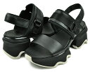 SOREL KINETIC IMPACT SLINGBACK HEEL SANDAL BLACK/NOIR nl4951-011 1962年設立され、スノーブーツなどを中心に「機能」と「ファッション」の両立を追求し、常に斬新なプロダクトを開発し続けているSOREL。 インパクト大なシャークソールが特徴の"KINETIC IMPACT"シリーズよりスリングバックヒールのサンダルが登場。アッパーにレザーのストラップ、メッシュストラップを装備。アーチサポートのTPUが足全体をサポートします。 横幅の狭いモデルになりますので、通常お履きのサイズより、ハーフサイズ大きめをお勧めします。 最新入荷情報やお得な情報を毎日配信中!! ご登録はこちらから→メルマガ