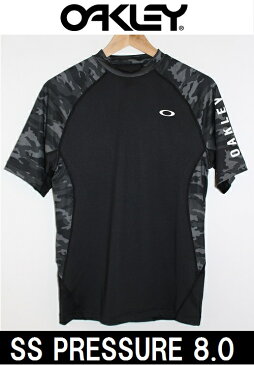 【 OAKLEY / オークリー 】 ◆国内正規品◆ 《レターパックライト(追跡可能メール便)指定/送料無料》 SS PRESSURE 8.0 482393JP BLACK PRINT 半袖 ラッシュガード 吸汗速乾 UVカット UPF50+ サーフィン 海 プール 男性用 メンズ