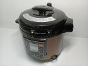 【中古品】 ワンダーシェフ Wonder chef 家庭用マイコン電気圧力鍋 OEDD40「楽ポン」 ○YR-50020○ の出品です。 こちらの商品は中古の商品です。 中古品の為、擦れ等による多少の傷みがあります。 内窯、内ぶた部分に使用感があります（写真7枚目） 商品内容は掲載画像に写っている物が全てです。 詳しくは画像にてご確認ください。 ※撮影環境の影響により実際の商品と色合いが多少異なる場合がございます。 　あらかじめご了承ください。 　また、お買取り商品・店頭保管の為、細部にまで拘る方はご入札をお控えください。 ■メーカー：ワンダーシェフ ■サイズ：横幅約330mm／高さ約300mm／奥行き約280mm ■付属品:取扱説明書／蒸しす／掃除ピン／クッキングブック／ガラス蓋／ 　計量カップ・しゃもじ・おたま（未開封） ■商品の詳細はメーカーHPにてご確認ください。 ■発送方法：クロネコヤマト宅急便元払い 　※外箱をプチプチで包装した状態での発送となります。 ■送料は東北を除く本州・四国1,700円、東北1,900円、北海道・沖縄2,600円 　沖縄を除く九州地方1,300円です。(全て税込です。) ※当店では自然環境に配慮しまして商品の簡易包装を行っております。 　また、商品発送の際に納品書を同封しております。 　領収書の発行は出来ませんので、あらかじめご了承ください。　