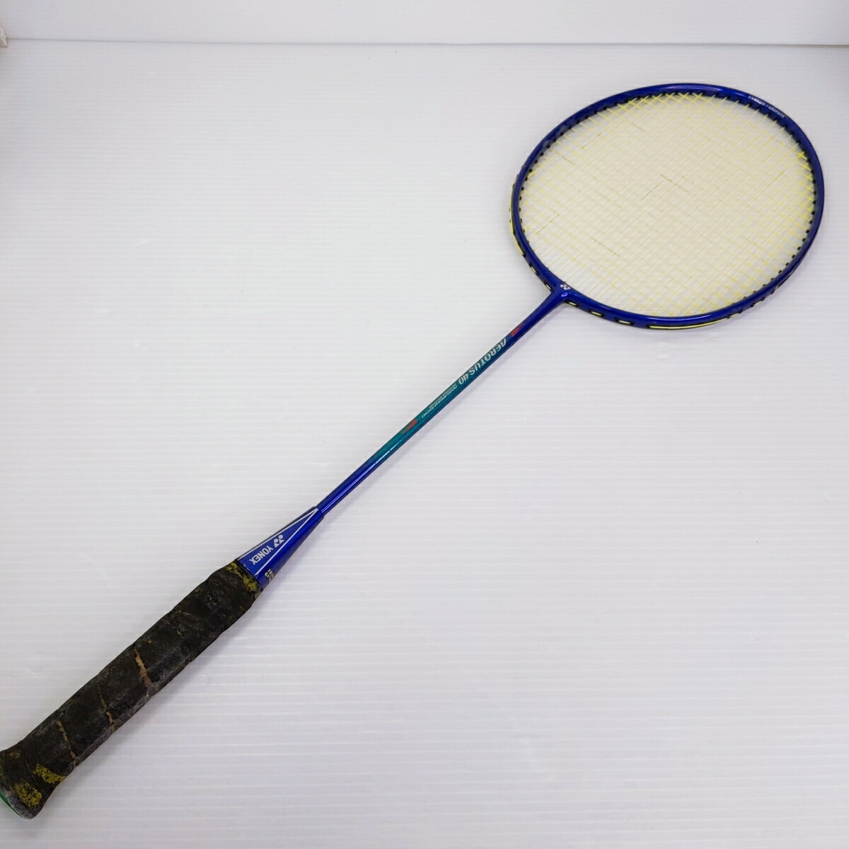 【中古品】YONEX ヨネックス バドミントンラケット AEROTUS 40 〇YR-52213〇