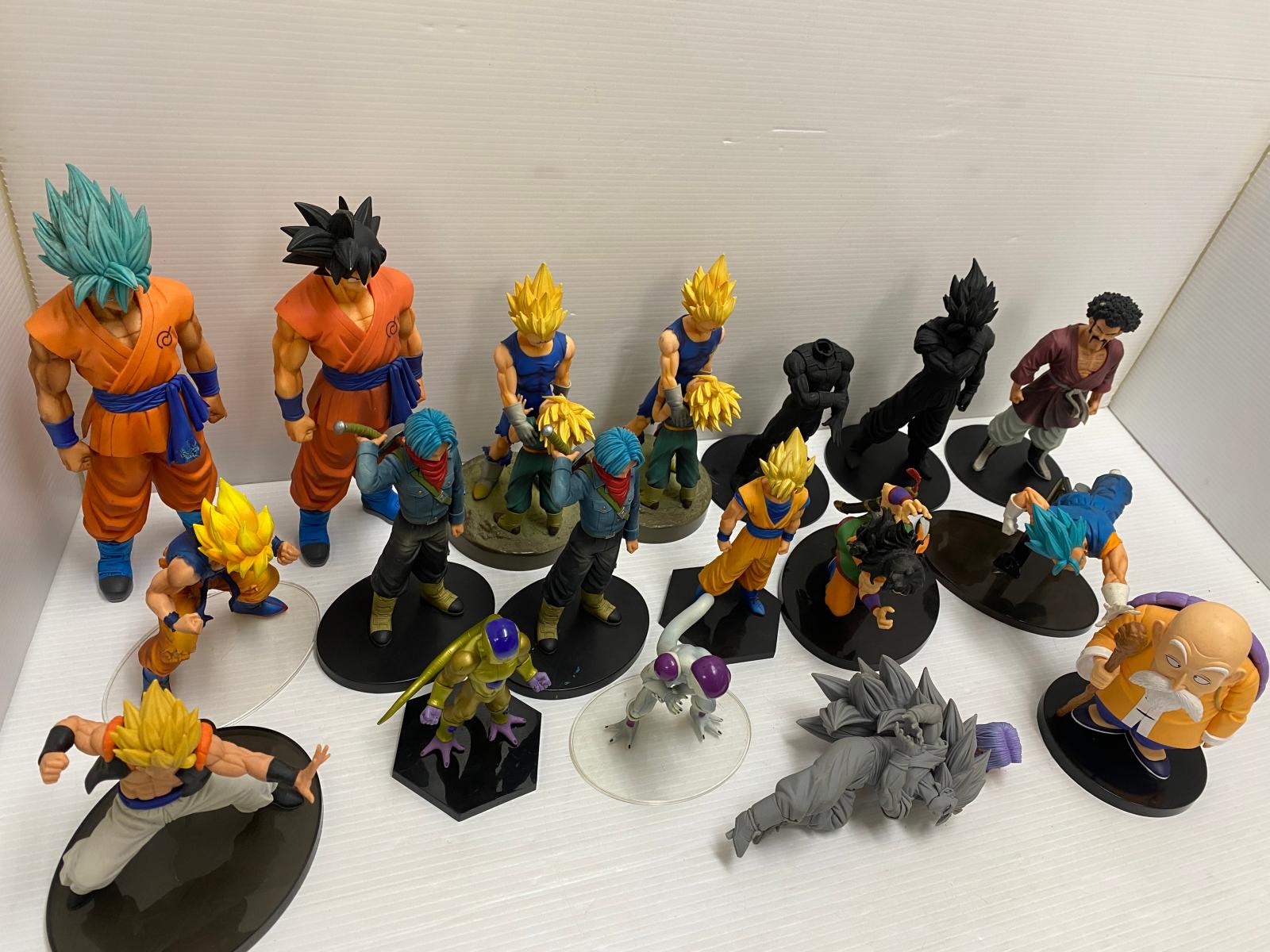 エレン、リヴァイ、ハンコック、悟空対ベジータのフィギア 楽天市場】ドラゴンボール フィギュア悟空ベジータの通販