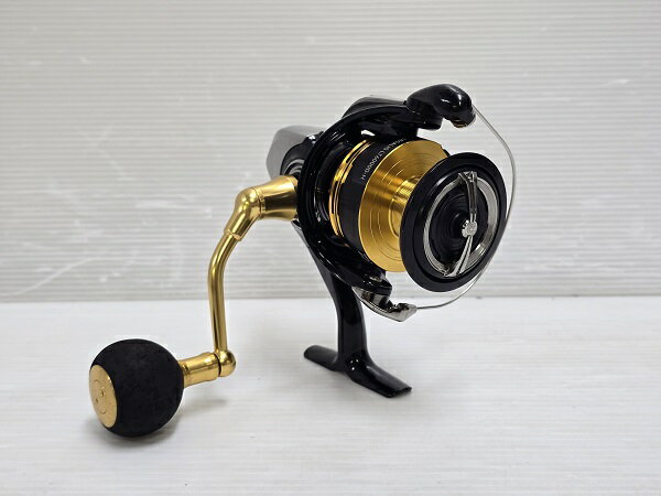 【中古品】 ダイワ Daiwa スピニングリール 23 レガリス LT6000D-H 〇YR-19326〇