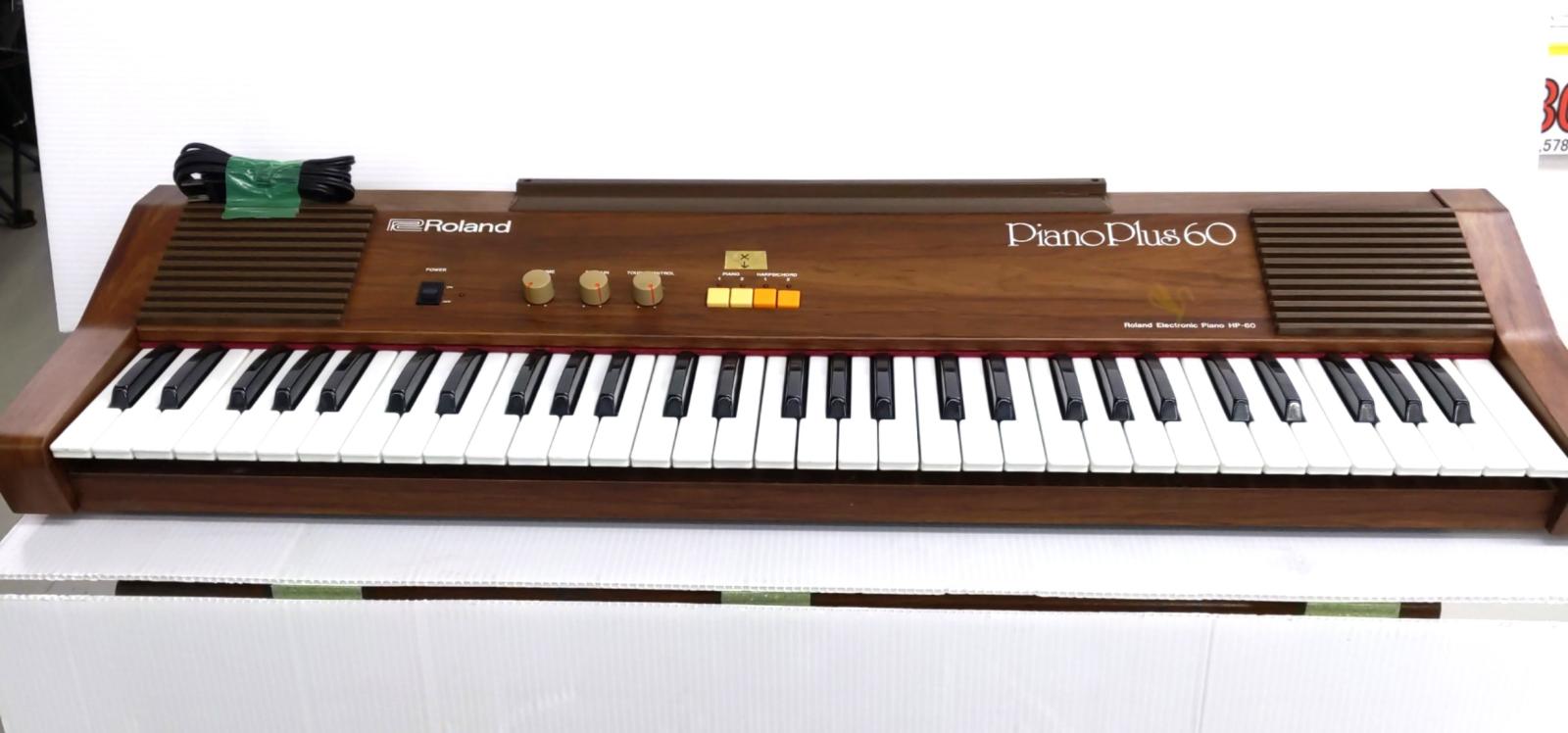 【中古現状品】Roland ローランド 電子ピアノ 1982年製 61鍵盤 HP-60〇YR-54453〇