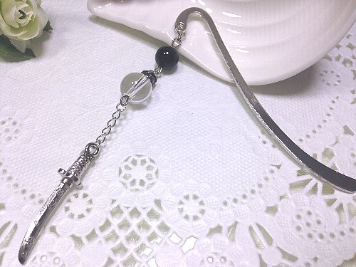 【オニキスブックマーカー　刀チャーム】//【送料無料】天然石　パワーストーン　ブックマーカー　しお..