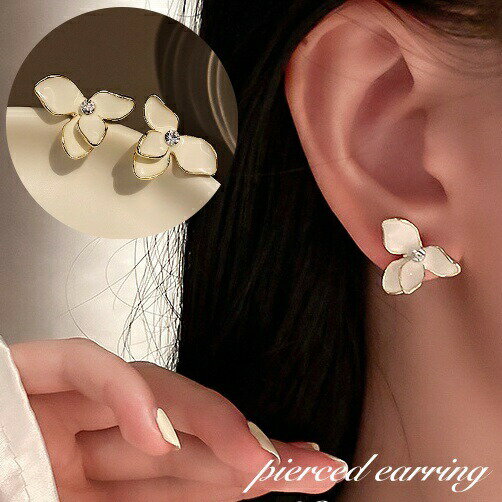 ピアス スタッドピアス レディース 女性 アクセサリー フラワーモチーフ お花 ラインストーン シンプル 上品 きれいめ お洒落 おしゃれ かわいい 普段使い お出かけ ギフト プレゼント 婦人用