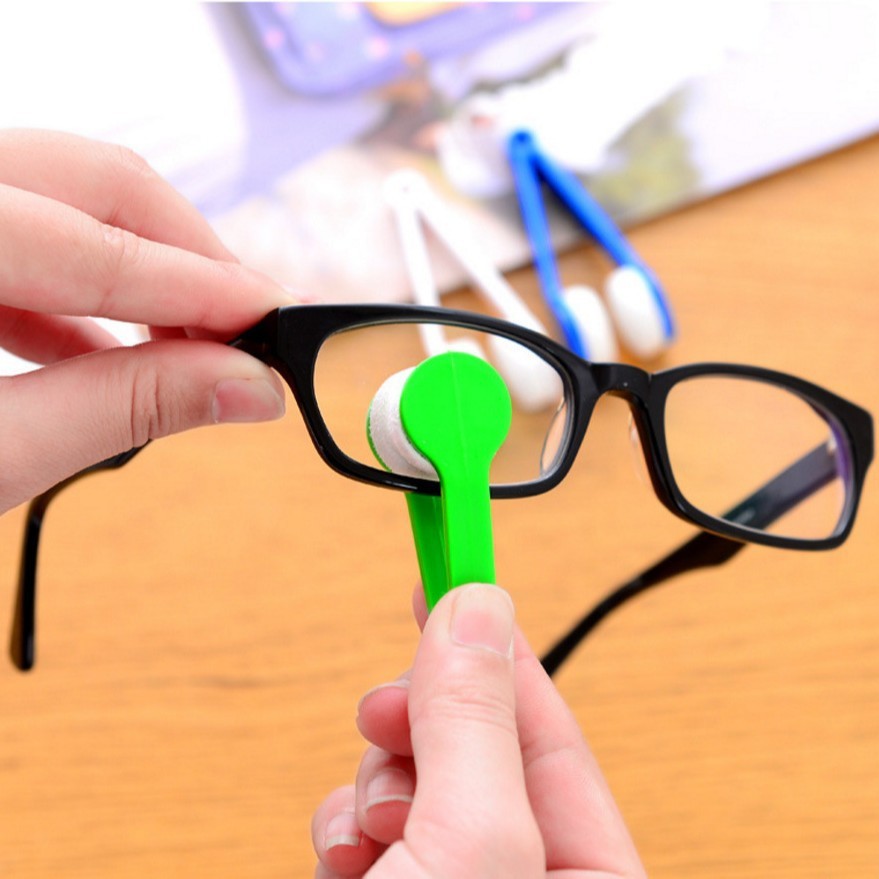 メガネ拭き 2個セット メガネクリーナー トングタイプ 両面 眼鏡拭き ケア用品 老眼鏡 サングラス レンズクリーナー 携帯用 持ち運び ギフト プレゼント 眼鏡クリーナー 雑貨 小物 簡単 便利 挟む かわいい キュート 面白い シンプル おしゃれ 旅行 出張 通勤 通学 lucky13-10257480 BACKYARD FAMILY 雑貨タウン サンプル画像2