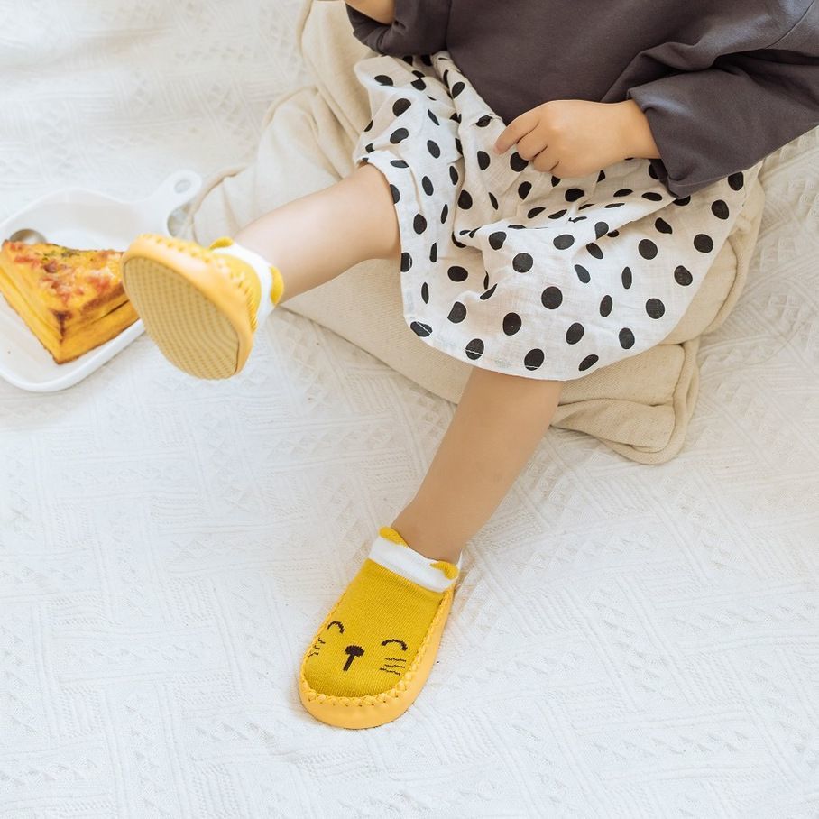 ブーティー ルームシューズ ソックスシューズ スリッパ 子ども用 ベビー 赤ちゃん ...