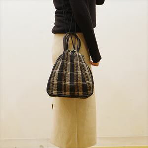 ルートート トートバッグ 定番 LT デリ WOOL-A ROOTOTE レディース ブランド おでかけ おしゃれ シンプル 2way ショルダー 秋冬 ウール 大人 かわいい 上品 きれいめ 巾着 通勤 通学 サブバッグ おでかけ 手提げ 鞄 DELI lucky13-10025305 BACKYARD FAMILY 雑貨タウン サンプル画像2