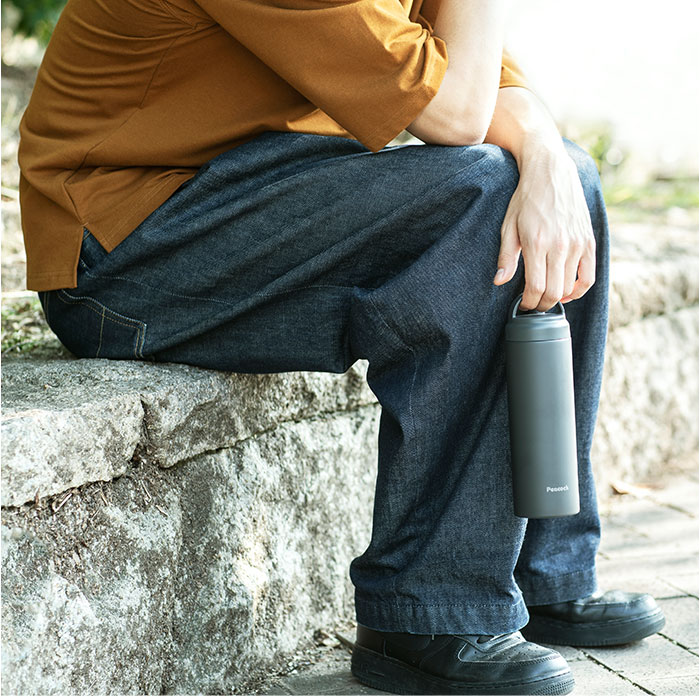 水筒 保冷 保温 定番 直飲み 480ml 0.48L スクリュー マグボトル ステンレスボトル 魔法瓶 たっぷり 500 シンプル 無地 おしゃれ 通勤 通学 持ち運び アウトドア キャンプ 大人用水筒 Peacock ピーコック AKZ-48 キッチン用品 lucky13-10229169 BACKYARD FAMILY 雑貨タウン サンプル画像3