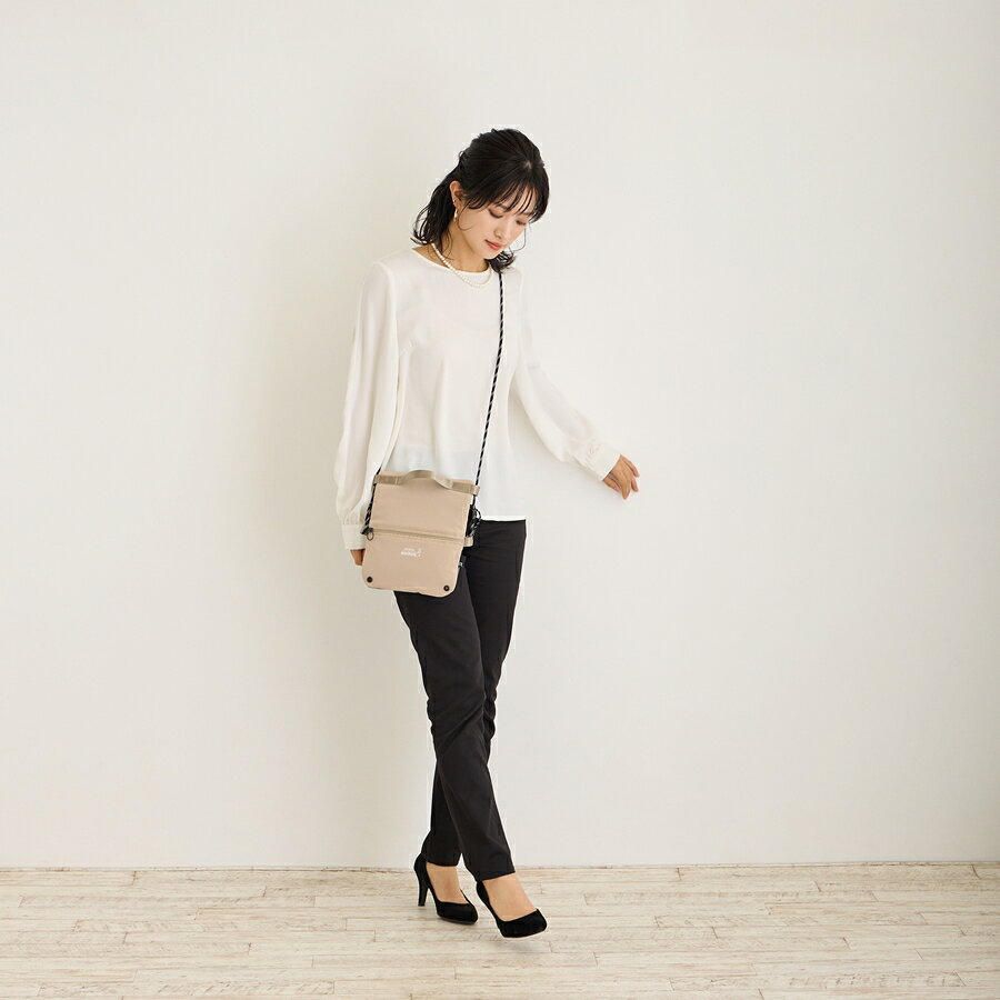 ルートート ショルダーバッグ ROOTOTE 6425 定番 ミニショルダーバッグ ショルダーバック サコッシュ 斜めがけバッグ サーモキーパー 保冷 レディース メンズ 斜めがけ 大人 軽量 軽い 小さめ ナイロン 洗える メッシュポケット レディースバッグ lucky13-10232780 BACKYARD FAMILY 雑貨タウン サンプル画像3