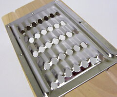 小柳産業 ジュジュ 野菜調理器 蜂の巣 04005 ※ネコポス/ゆうパケット便でのお届けは2個までとなります。（しりしり器・大根にんじんなどのささがきに・yp1804） luckyqueen-10013943 キッチン応援隊!ラッキークィーン サンプル画像3