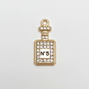 【アクセサリーパーツ】《チャーム》香水瓶 パフュームボトル No5 モチーフ 角型 ゴールドカラー ラインストーン付/No.5 COCO アンティーク 携帯スト...