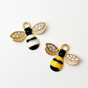 【アクセサリーパーツ】《チャーム》ハチ 蜂 Bee モチーフ エナメルチャーム 全2色(ホワイト/イエロー) ラインストーン入り