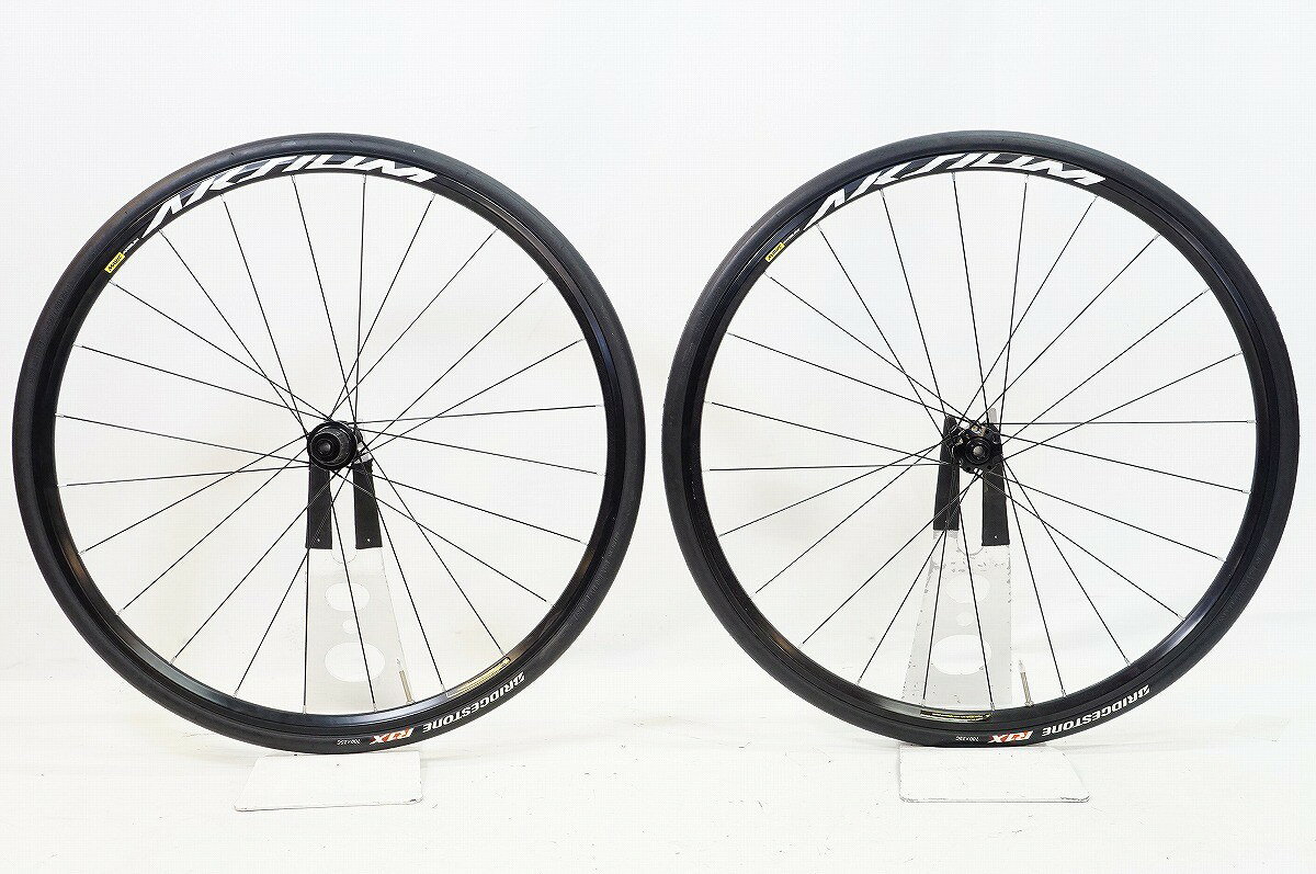 中古美品】AKSIUM ELETE USTディスク ホイール（タイヤ付き