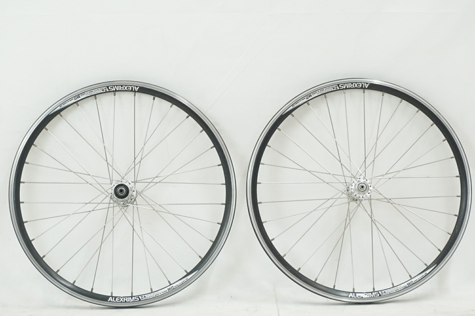 WHITE INDUSTRIES/ALEXRIMSリヤホイール 20(451) WHITE INDUSTRIES/ALEXRIMSリヤホイール 20(451)
