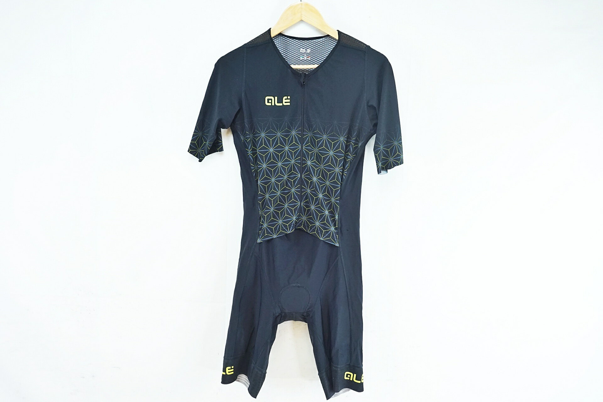 【中古】 ALE 「アレ」 Lサイズ トライアスロンスーツ / バイチャリ有明ガーデン店