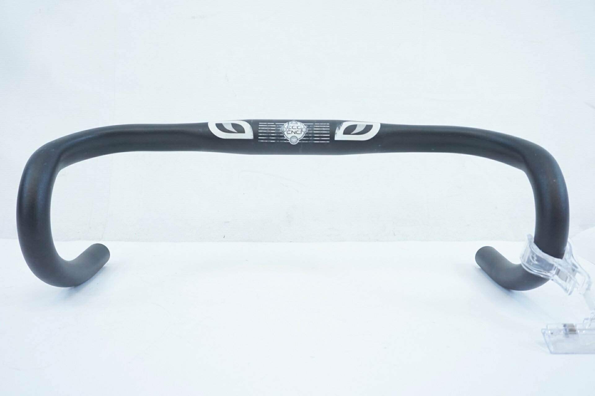 MOSTカーボンハンドル MOST INTEGRATED HANDLEBER | ピナレロジャパン オフィシャルサイト