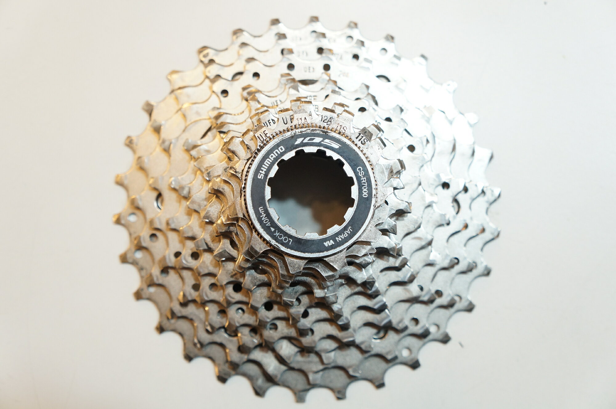 ����š� SHIMANO �֥��ޥΡ� 105 CS-R7000 11-30T ���ץ����å� / �Х�����걺�¥١���