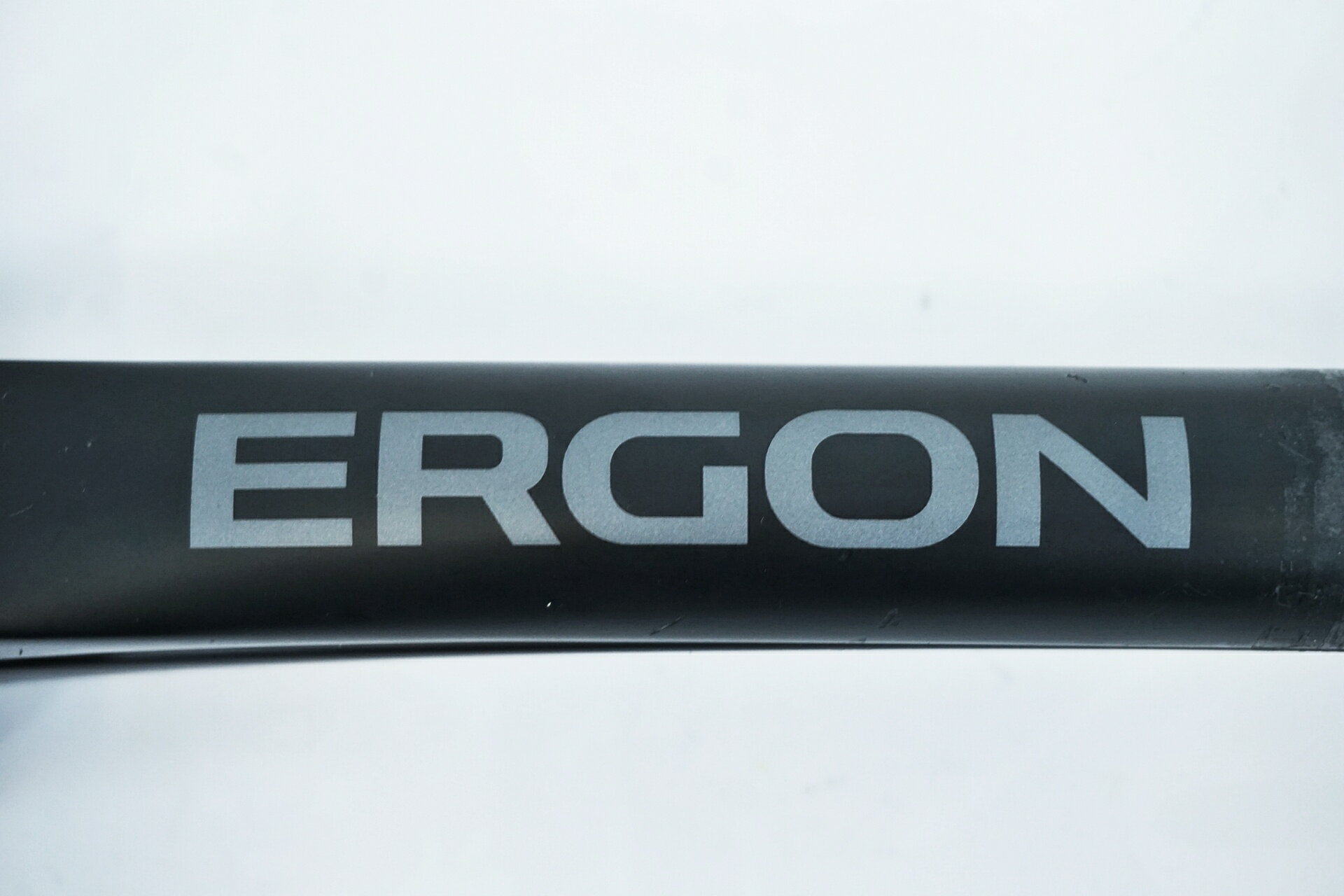 ����š� ERGON �֥��르��� CF3 PRO Carbon ��27.2 330mm �����ȥݥ��� / �Х������ͭ�������ǥ�Ź