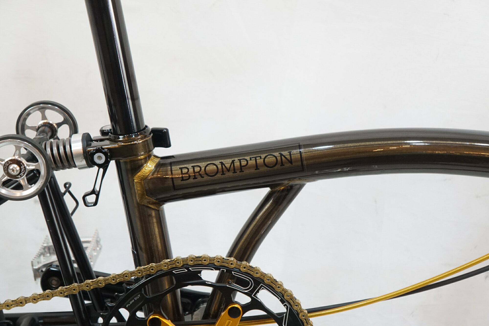 ����š� BROMPTON �֥֥���ץȥ�� C LINE EXPLORE 2023ǯ��ǥ� 16����� �ޤ���߼�ž�� / �Х�����걺�¥١���