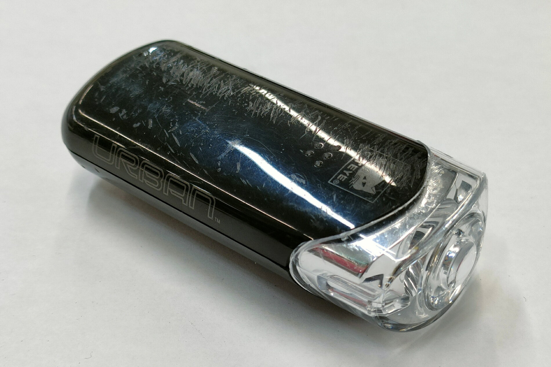 【中古】 CATEYE 「キャットアイ」 URBAN HL-EL145 フロントライト / バイチャリ福岡店