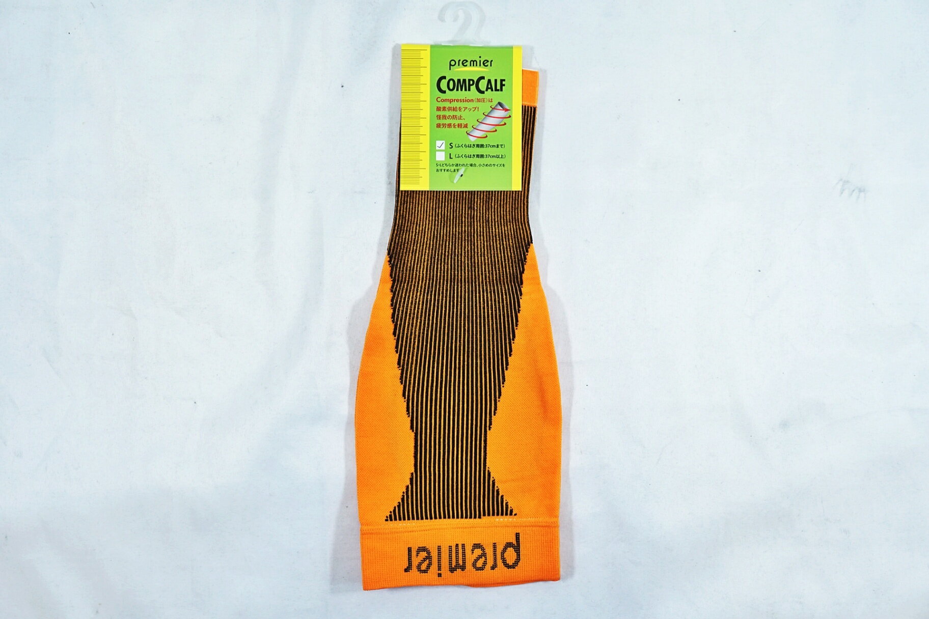 ■商品情報 ・PRIMIER COMP CALF ・ソックス ・Sサイズ（ふくらはぎ周囲：37cmまで） ■状態 ・未使用品でございますが、保管に伴う目立たない誇りや汚れがございます。 ■付属品 ・なし ※画像に掲載している物で全てでございます。 ※掲載画像以外にもキズや汚れはございますが、写真の掲載可能枚数の都合上、目立つ箇所を優先的に抜粋しております。 ■注意事項【在庫について】 在庫管理は細心の注意を払い行なっておりますが、システムの都合により在庫有と表記の商品につきましても、実在庫の反映との時間差により在庫が無い場合がございます。弊社はそれに伴う全てにおいて一切の責任は負いかねます事、何卒ご了承くださいませ。ご注文頂きました商品のご用意が出来かねました場合は、お電話とメールにてキャンセルご承諾お願いのご連絡をさせて頂きます。【掲載画像について】撮影方法やお客様の閲覧環境により、実際の商品とは違った色の見え方となる場合がございます。上記理由による返品、変更、キャンセルは一切お受け致しかねますまたシステム等の不備により、商品ページに別商品が含まれている、別カラー・仕様が掲載されている、商品情報に誤表記がある場合がございますご不明点がございましたら必ずご注文前にお問い合わせくださいませ。