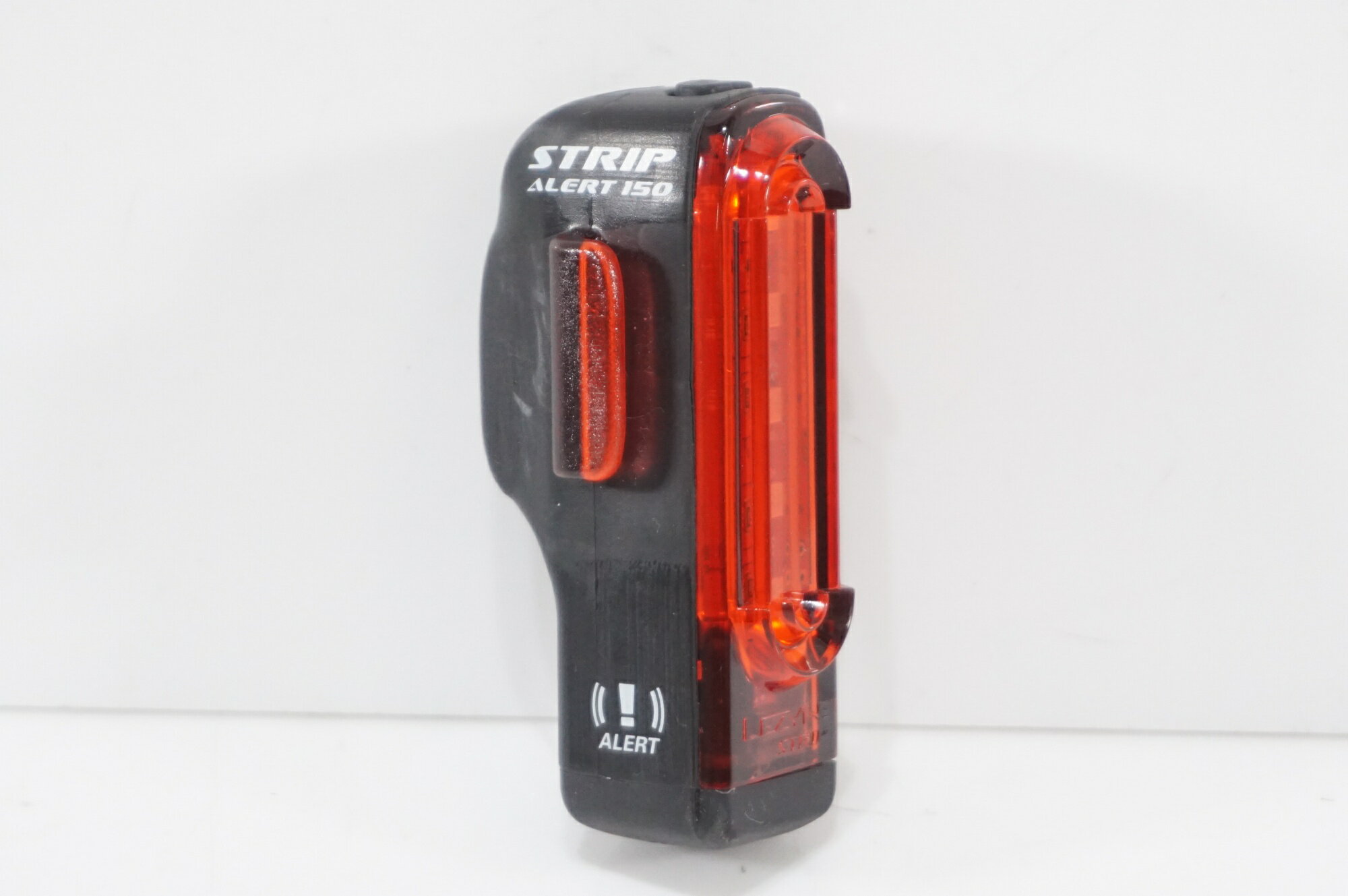【中古】 LEZYNE 「レザイン」 STRAP ALERT 150 リアライト / バイチャリAKIBA店