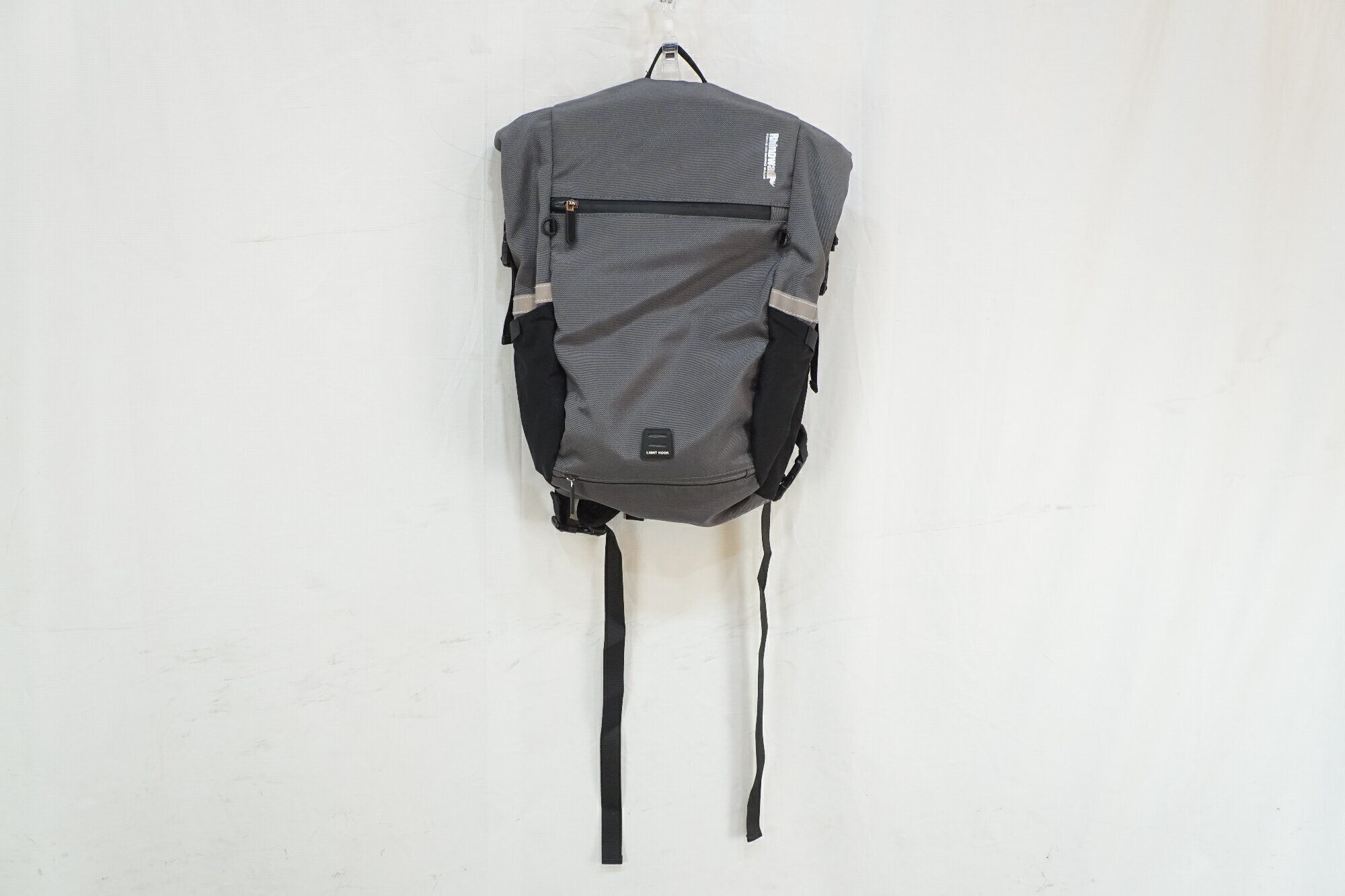 ■状態・使用に伴う小キズ、ヨゴレ等がございます。【付属品】※画像に掲載している物で全てでございます。※商品の一部でも画像に無いものは欠品となり、返品返金は致しかねます為ご注意ください。　 ■注意事項【在庫について】 在庫管理は細心の注意を払い行なっておりますが、システムの都合により在庫有と表記の商品につきましても、実在庫の反映との時間差により在庫が無い場合がございます。弊社はそれに伴う全てにおいて一切の責任は負いかねます事、何卒ご了承くださいませ。ご注文頂きました商品のご用意が出来かねました場合は、お電話とメールにてキャンセルご承諾お願いのご連絡をさせて頂きます。【掲載画像について】撮影方法やお客様の閲覧環境により、実際の商品とは違った色の見え方となる場合がございます。上記理由による返品、変更、キャンセルは一切お受け致しかねますまたシステム等の不備により、商品ページに別商品が含まれている、別カラー・仕様が掲載されている、商品情報に誤表記がある場合がございますご不明点がございましたら必ずご注文前にお問い合わせくださいませ。