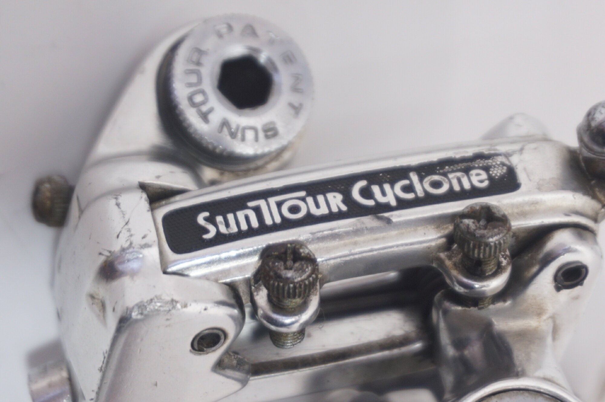 【中古】 SUNTOUR 「サンツアー」 CYCLONE リアディレイラー / バイチャリ世田谷店