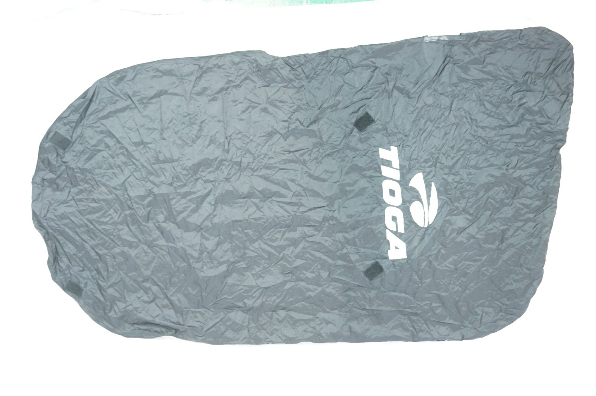 ■商品情報 ・横型 ■状態 ・使用に伴う小傷、汚れ等がございますが、中古品として比較的良好な状態です。 ■付属品 ・掲載しているものが全てになります。 ■注意事項【在庫について】 在庫管理は細心の注意を払い行なっておりますが、システムの都合により在庫有と表記の商品につきましても、実在庫の反映との時間差により在庫が無い場合がございます。弊社はそれに伴う全てにおいて一切の責任は負いかねます事、何卒ご了承くださいませ。ご注文頂きました商品のご用意が出来かねました場合は、お電話とメールにてキャンセルご承諾お願いのご連絡をさせて頂きます。【掲載画像について】撮影方法やお客様の閲覧環境により、実際の商品とは違った色の見え方となる場合がございます。上記理由による返品、変更、キャンセルは一切お受け致しかねますまたシステム等の不備により、商品ページに別商品が含まれている、別カラー・仕様が掲載されている、商品情報に誤表記がある場合がございますご不明点がございましたら必ずご注文前にお問い合わせくださいませ。