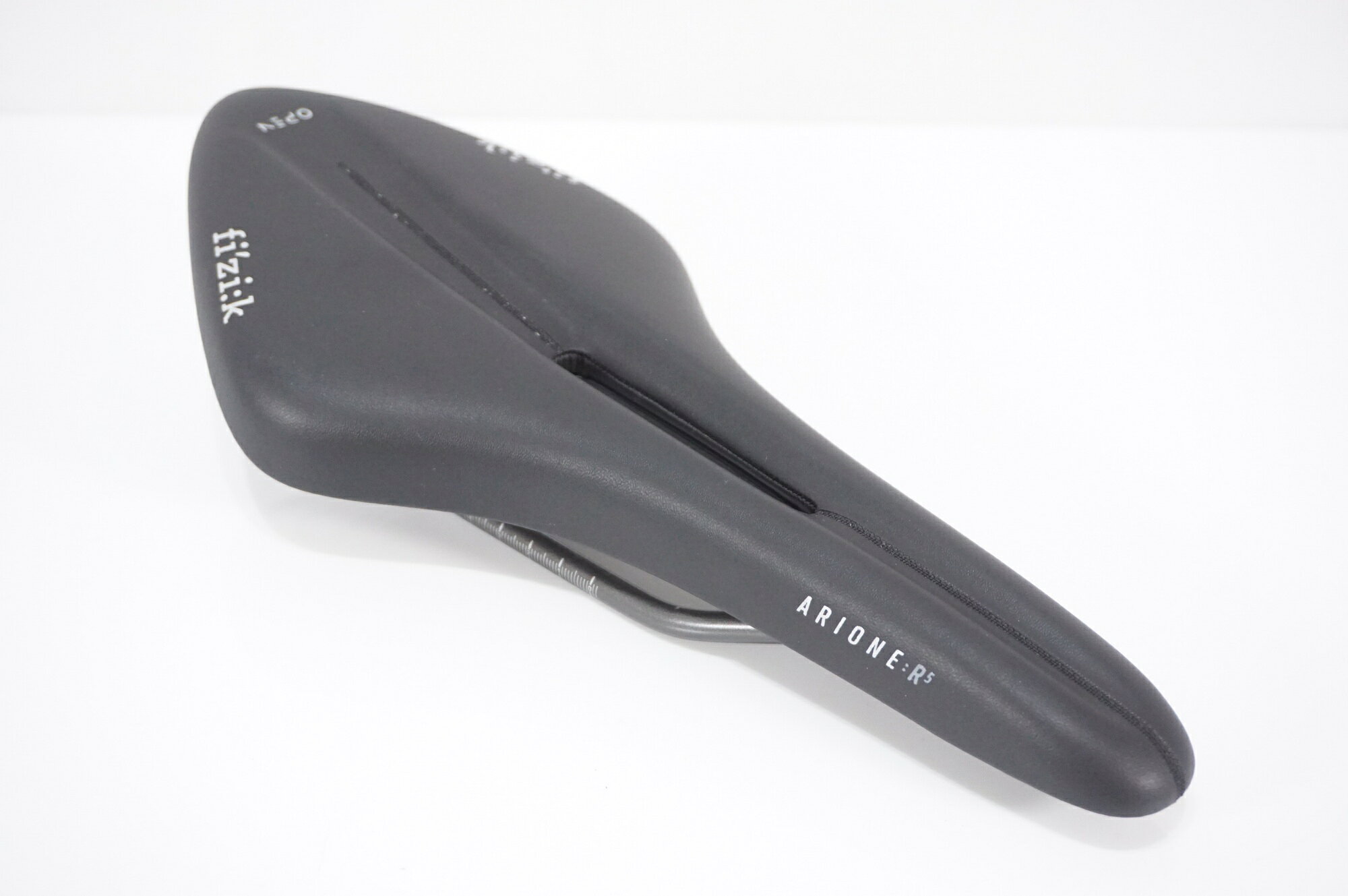 Child'S Bike - 【中古】 FIZIK 「フィジーク」 ARIONE R5 OPEN サドル / バイチャリAKIBA店