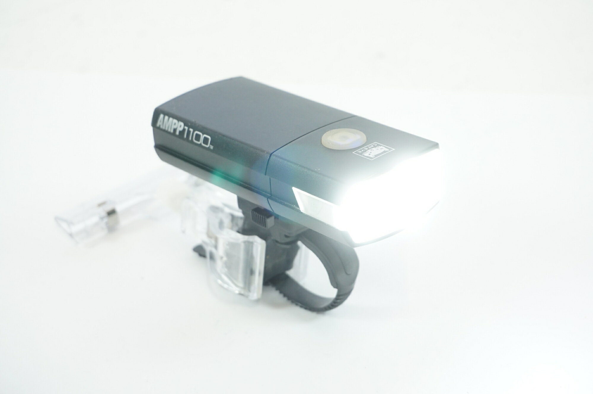 【中古】 CATEYE 「キャットアイ」 AMPP1100 フロントライト / バイチャリ宇都宮店