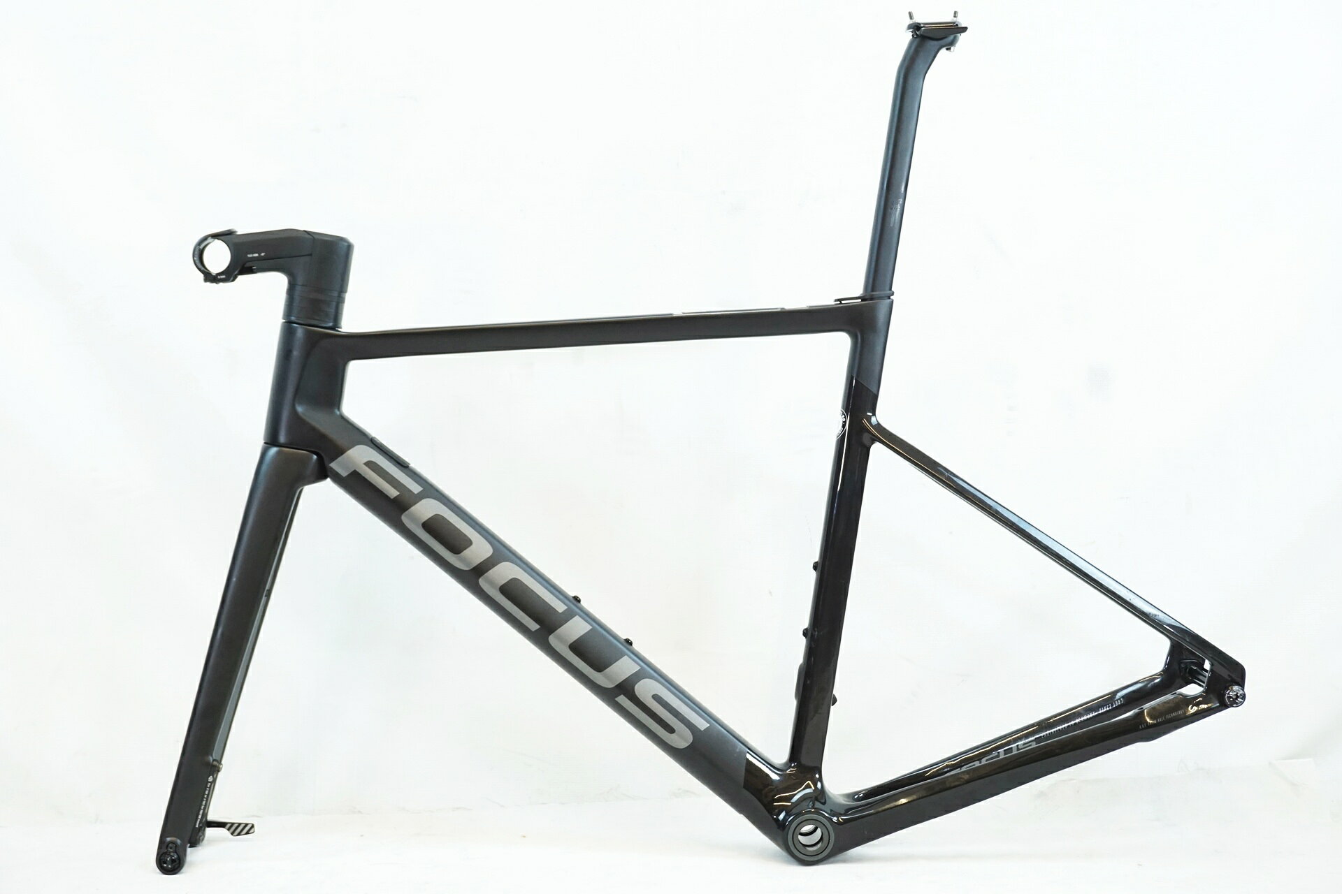 【中古】 FOCUS 「フォ-カス」 IZALCO MAX DISC 9 2022年モデル フレームセット / ...